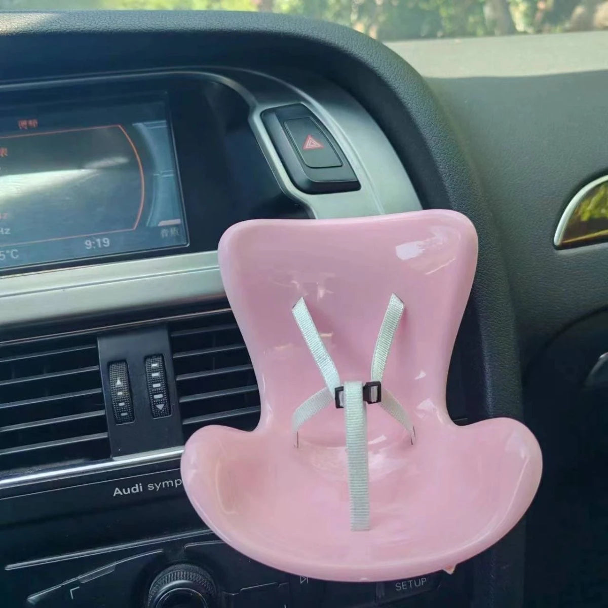 Plush Car Safety Seat for Dolls (Fits Up to 18cm – Kawaii Aromatherapy Style)