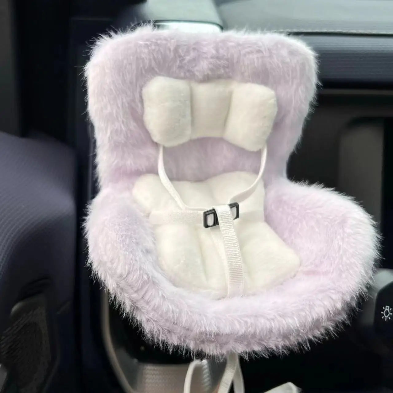 Plush Car Safety Seat for Dolls (Fits Up to 18cm – Kawaii Aromatherapy Style)